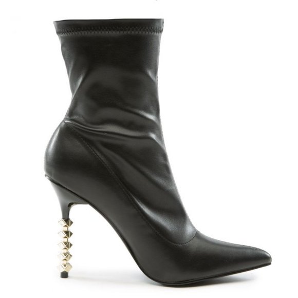 NWT CAPE ROBBIN VICE SEXY STUDDED HIGH HEELS BOOTS BLACK 5.5 - Picture 1 of 10
